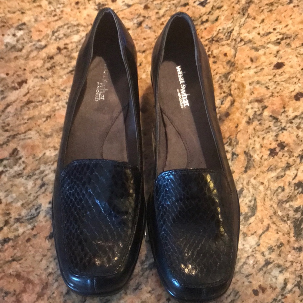 What’s What by Aerosoles Black Shoes